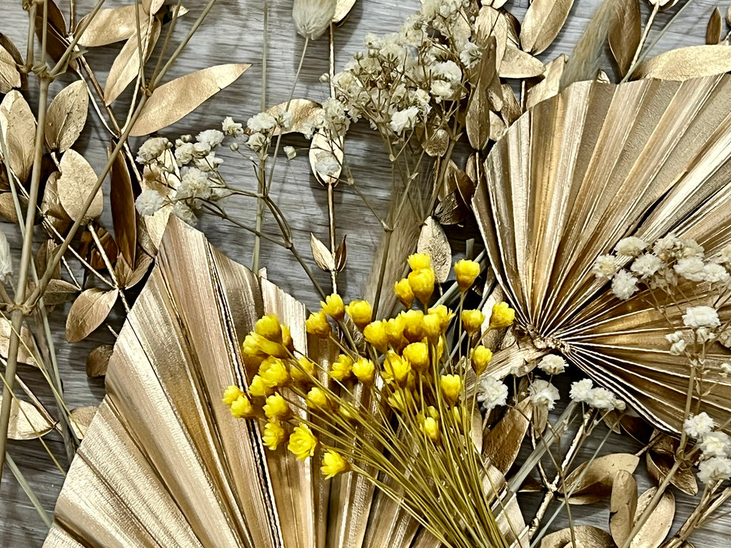 DRIED FLOWER BOUQUETS